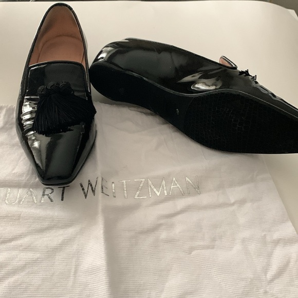 Ladies Stuart Weitzman black patent Ballet Flats - Picture 2 of 3